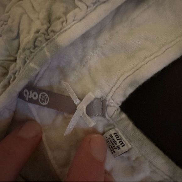 women’s tank - Picture 2 of 2